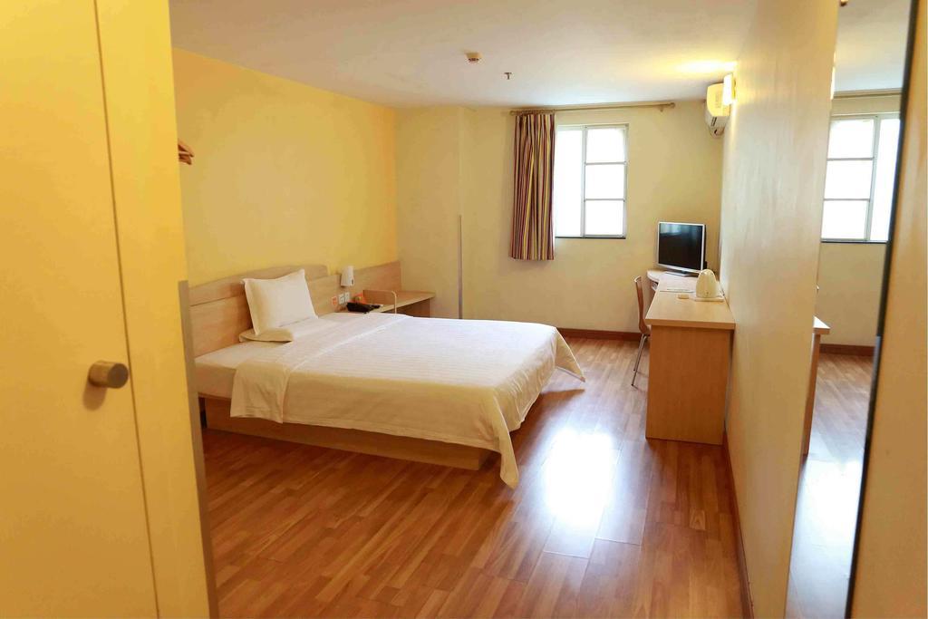 7Days Premium Chongqing Hongqihegou Hotel Phòng bức ảnh